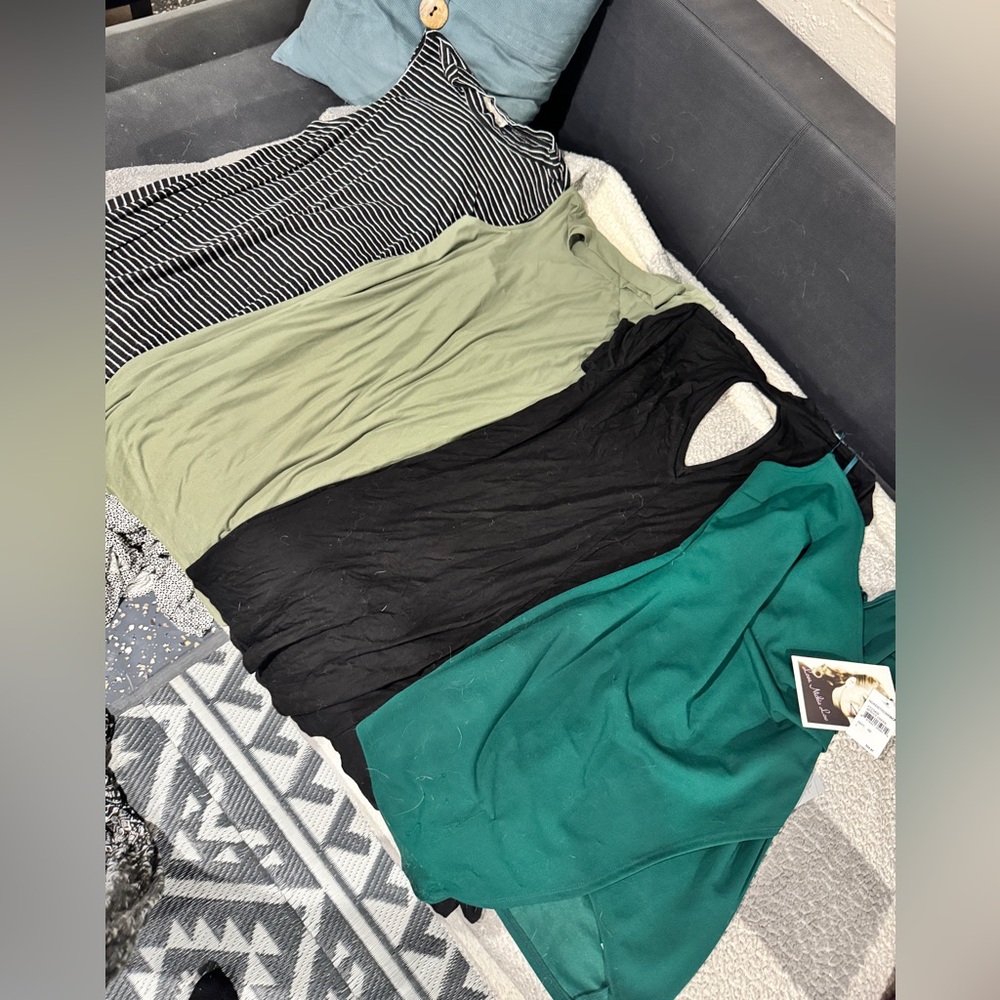 Women’s size L Dress & Tops Bundle